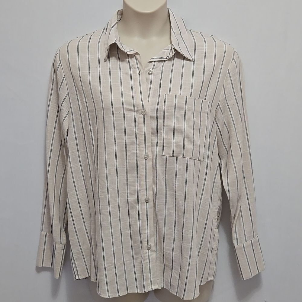 H&M Divided Linen Blend Long Sleeve Button Shirt Size Small Career Neutral Cream